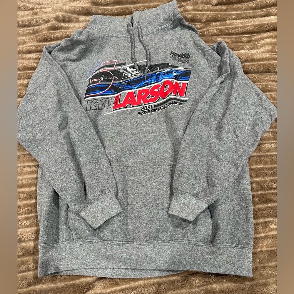 Hendrick Motorsports Kyle Larson Hoodie